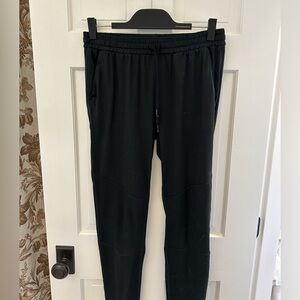 Outdoor Voices Jogger